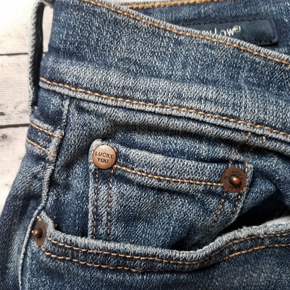 Lucky Brand | Sweet 'N Low Jeans View 2